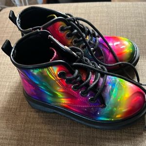 Kids Steve Madden size 13 Rainbow boots.